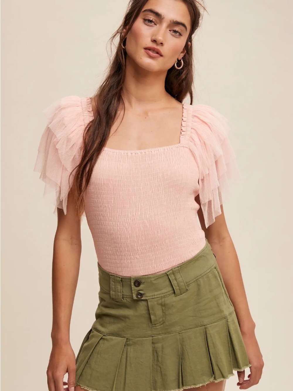 NWT! LISTICLE Lt Blush Ruffled Elegance Bodysuit/stretch flatteringly hugs LVT02